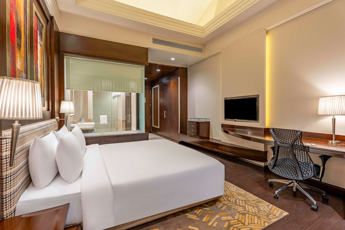 Radisson Hotel Noida gallery image 4